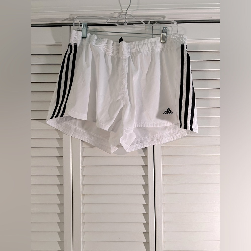 Adidas White Climalite Shorts, size xl